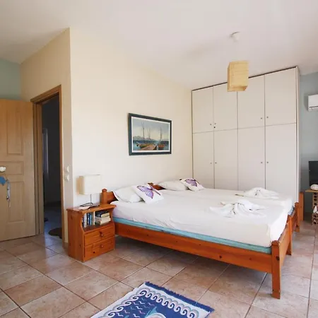 Mandola - Beachside Apartament