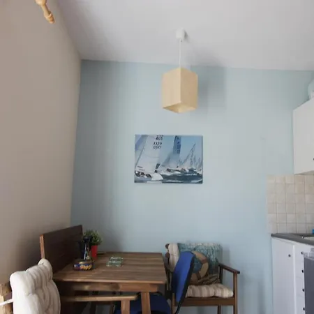 Mandola - Beachside Apartament *