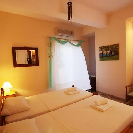 Mandola Del Mare Skala (Kefalonia)